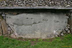 Newgrange wall carvings
