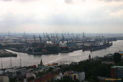Hamburg is a big port (this is just part of it)