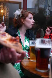 Pizza, beer and Capri's rocking it at Ölstofan
