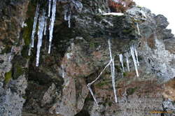 Detaching iciles at Mariuhellar (Maria's Cave)
