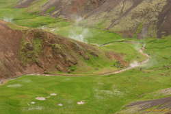 Entering Reykjadalur