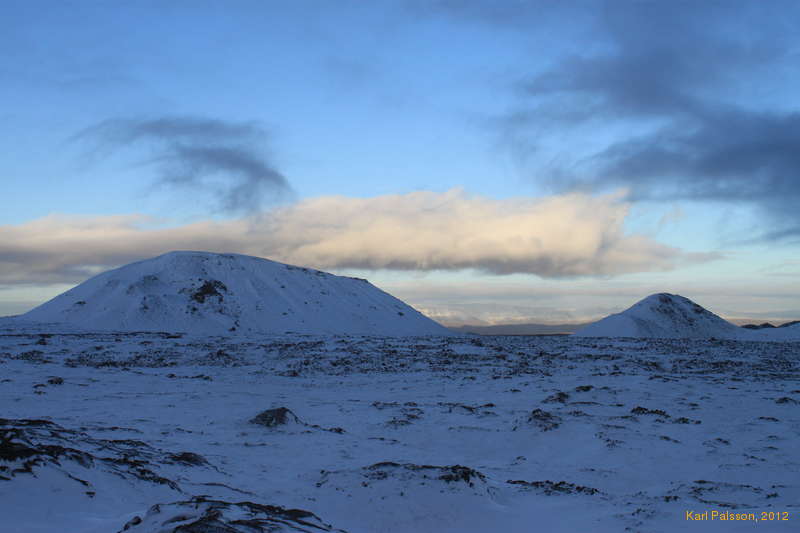 Stóra Kongsfell and Drottning