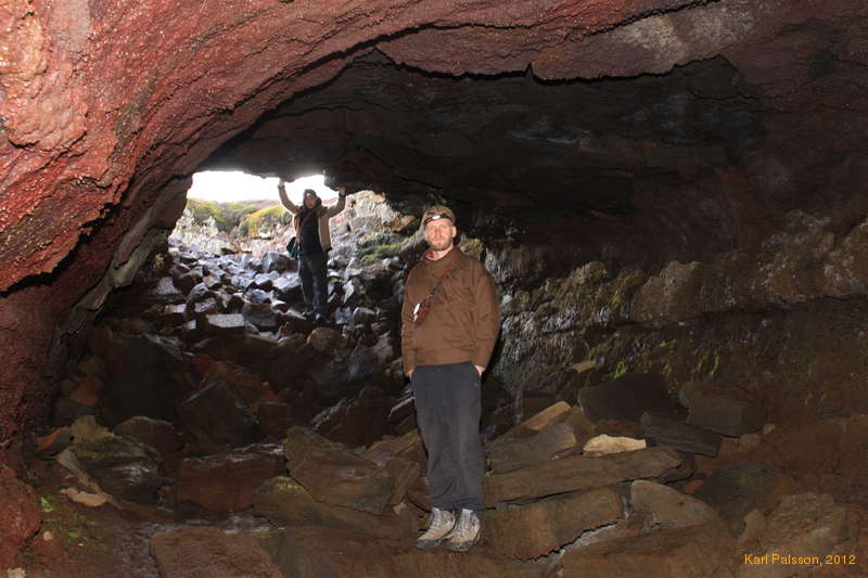 Bjöggi and Helgi in the north (red) entrance