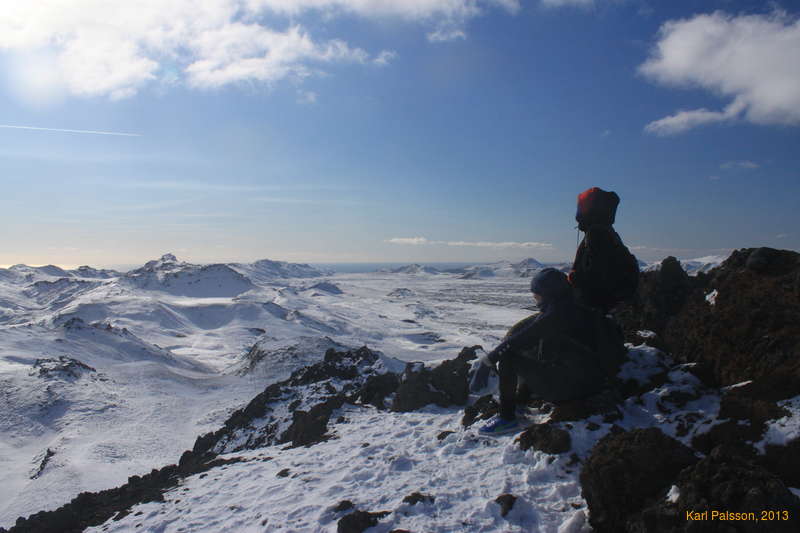 Looking southwards towards Spákonuvatn and Krýsuvík